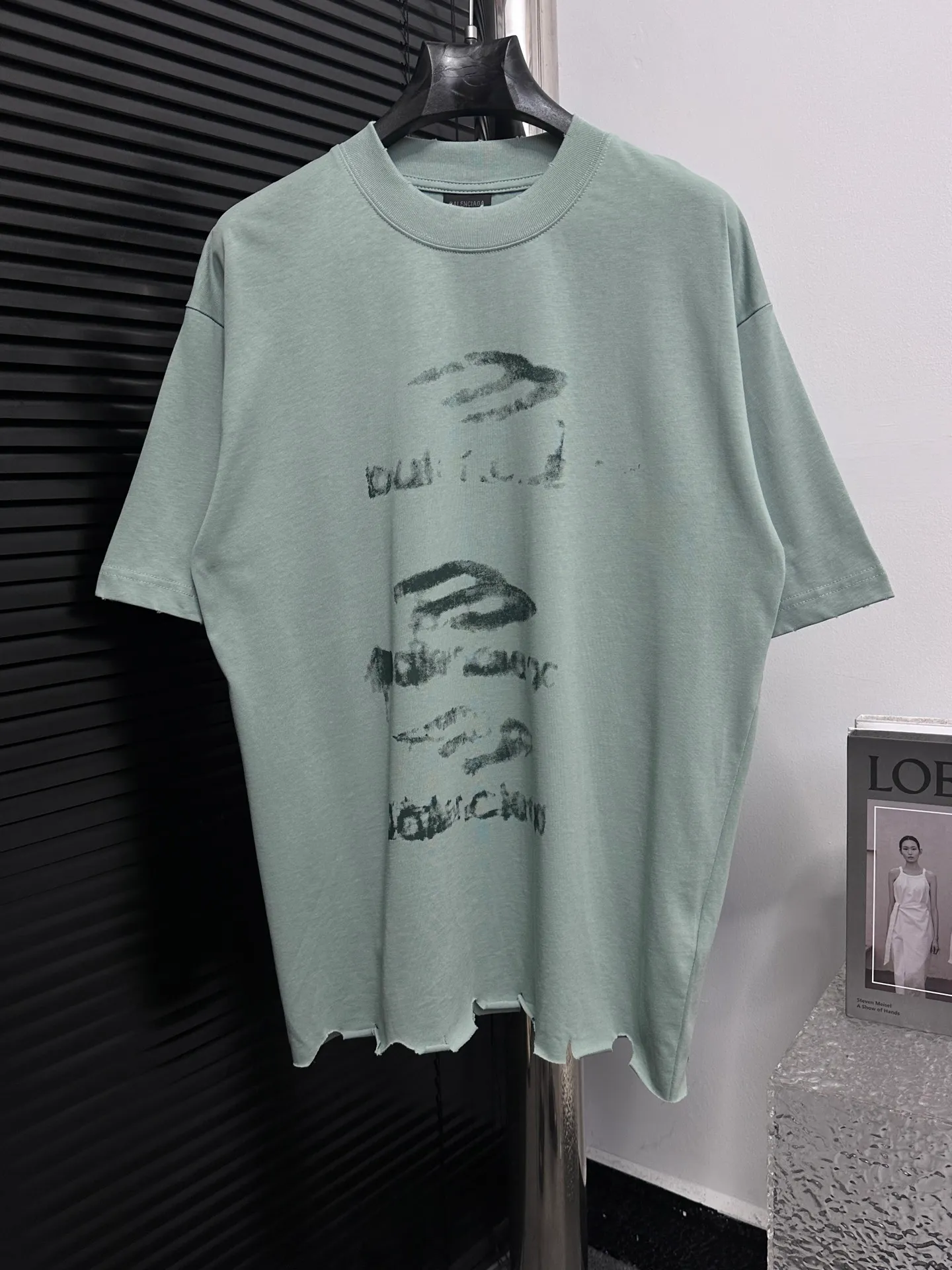 【balenciaga】 260 ; 320 1*1 ， ， 4 、 。 ， ; 。 Same Style。 ：Black，Green Size：XS-L